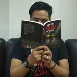 Mencintai Sepakbola Indonesia meski Kusut