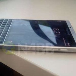 Kominfo Uji BlackBerry Oslo