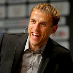 Phil Neville Antusias Jalani Hidup Baru di Spanyol