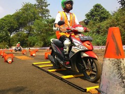 Banyak Pengendara GO-JEK yang Belum Paham Safety Riding