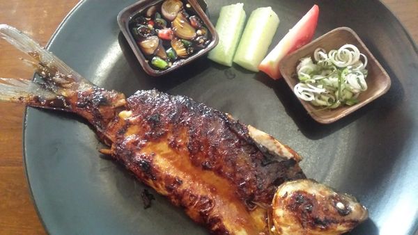 Menyantap Hidangan Langka yang Lezat di Historia Cafe and Bar
