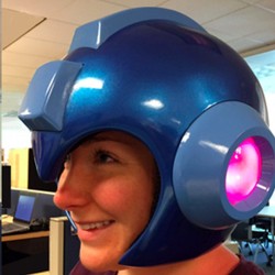 Helm Mega Man Ada di Dunia Nyata Lho!
