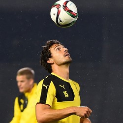 Hummels Pastikan Bertahan di Dortmund Musim Ini