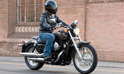 Begini Ketatnya Syarat Mengendarai Motor di Inggris