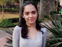 Vebby Palwinta, Bintang Manusia Harimau yang Ingin Mengerti Hukum