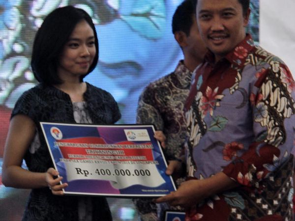 Asyik, Atlet Berprestasi Terima Bonus