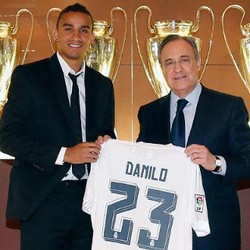 Danilo Resmi Diperkenalkan, Madridista Malah Teriakkan Nama De Gea