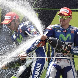 Paruh Musim Penuh Rekor untuk Yamaha