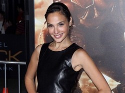 Gal Gadot Bicara Soal Keluarga hingga Di-bully karena Bentuk Tubuh