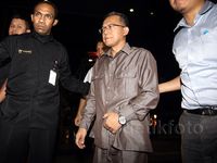 Hakim dan Pengacara yang Ditangkap di Medan Digiring ke KPK