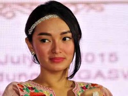 Serius Pacaran, Kapan Zaskia Gotik Akan Menikah?