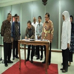 Nirwan Bakrie dan Menkeu Teken Perjanjian Dana Talangan Lapindo Rp 781 M