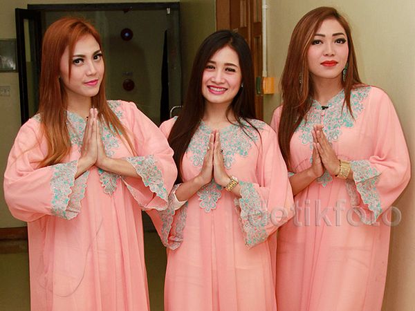 Gaya Trio Macan Berkaftan di Bulan Ramadan