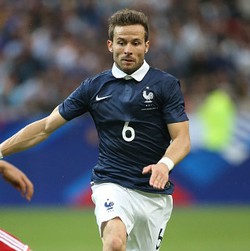 Cabaye Resmi Bergabung dengan Palace