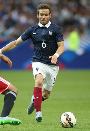 Cabaye Resmi Bergabung dengan Palace