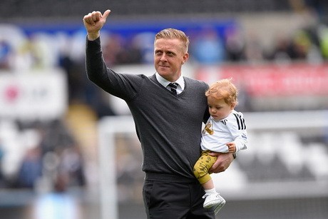 Swansea Hadiahi Monk Kontrak Baru