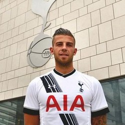 Mampukah Alderweireld Tutupi Lubang di Lini Belakang Spurs?