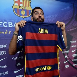 Enggan Pusingkan Nomor Punggung, Arda Turan Cuma Tak Sabar Mau Main