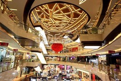 Puasa Tahun Ini Pengunjung Mal Makin Sepi