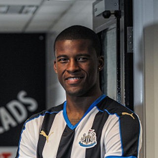 Newcastle Rampungkan Kepindahan Wijnaldum Newcastle Rampungkan Kepindahan Wijnaldum