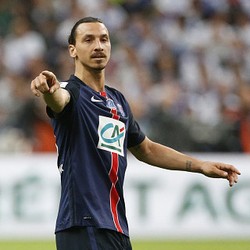 Tanggapi Spekulasi tentang Ibra, Mancini: Dia Takkan Tinggalkan PSG