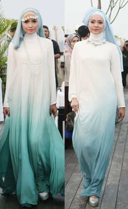 Foto: 10 Koleksi Eksklusif Dian Pelangi yang Laris Terjual Jelang Lebaran