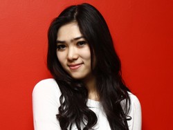 Album Debut Isyana Sarasvati Berisi Catatan Hidup