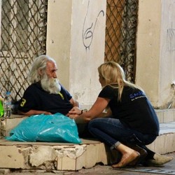 Situasi di Yunani, 20.000 Orang Tak Punya Rumah Hingga Kelaparan