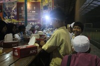 Senang rasanya bisa ikut berbagi dengan anak-anak ini. Saya rasa ini kegiatan yang positif sekali, baik buat anak-anak itu maupun buat saya secara pribadi, ujar Ramdani Lestaluhu tentang acara tersebut.