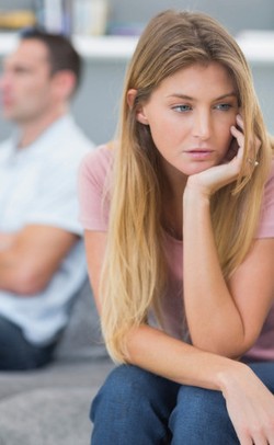 Tanda Anda Suka Mendramatisir Masalah Dalam Hubungan Percintaan