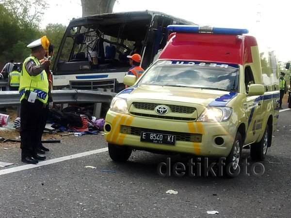 Kecelakaan Tunggal Terjadi di Tol Kanci