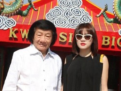 Vicky Shu Punya Hobi Baru, Traveling ke Tempat Bersejarah