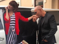 Potret Artis Cantik Mualaf, Deddy Corbuzier Mesra dengan Chika Jessica