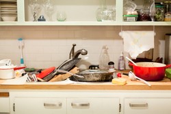 Studi: Dapur Rumah Tangga di Inggris Kotor dan Berisiko Sebabkan Keracunan Makanan