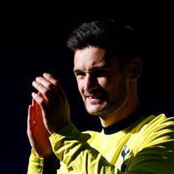 Cedera, Lloris Diragukan Tampil di Awal Musim