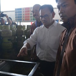 Sidak ke SPBE, Menteri ESDM Temui Karet Elpiji Tak Ber-SNI