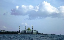 Tiang Alif, Rekaman Jejak Peradaban Islam di Maluku