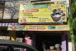 Pulang Kampung ke Malang, Mampir Makan Nasi Bhuk Dulu