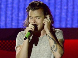 Duh! Harry Styles One Direction Dapat Ancaman Pembunuhan