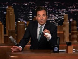 Duh! Jari Jimmy Fallon Hampir Diamputasi Gara-gara Cincin