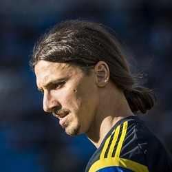 Milan Masih Berharap Bisa Datangkan Ibra