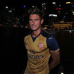 Kelakar Giroud soal Gelar Pemain Terseksi Premier League dan Highlight Rambut