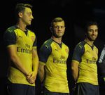 Kemilau Peluncuran Jersey Tandang Baru Arsenal di Singapura