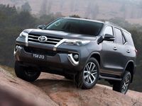 Ini Dia Tampang Anyar Toyota Fortuner