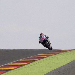 Punya Problem Ban, Lorenzo Samakan Dirinya dengan Petenis