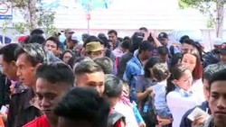 Satu Hari Jelang Lebaran, Stasiun Senen Masih Dipadati Pemudik