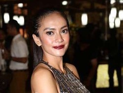 Ketika Massayu Anastasia Bergosip