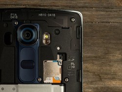 Apple & Samsung Duet untuk Bunuh Kartu SIM?