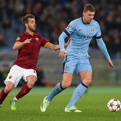 Pjanic Diminta Rayu Dzeko untuk Gabung Roma
