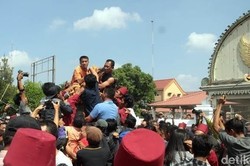 Begini Meriahnya Prosesi Grebeg Syawal di Yogyakarta